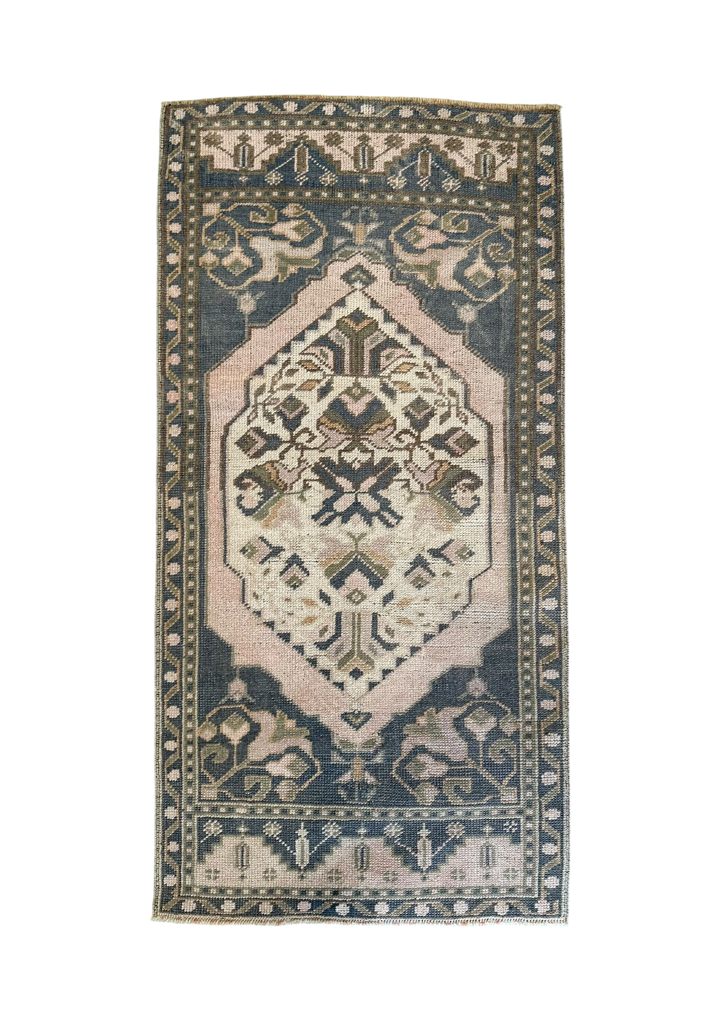 22” x 39” Yastik