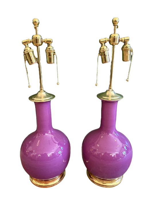 Single Gourd Medium Lamp in Lavender