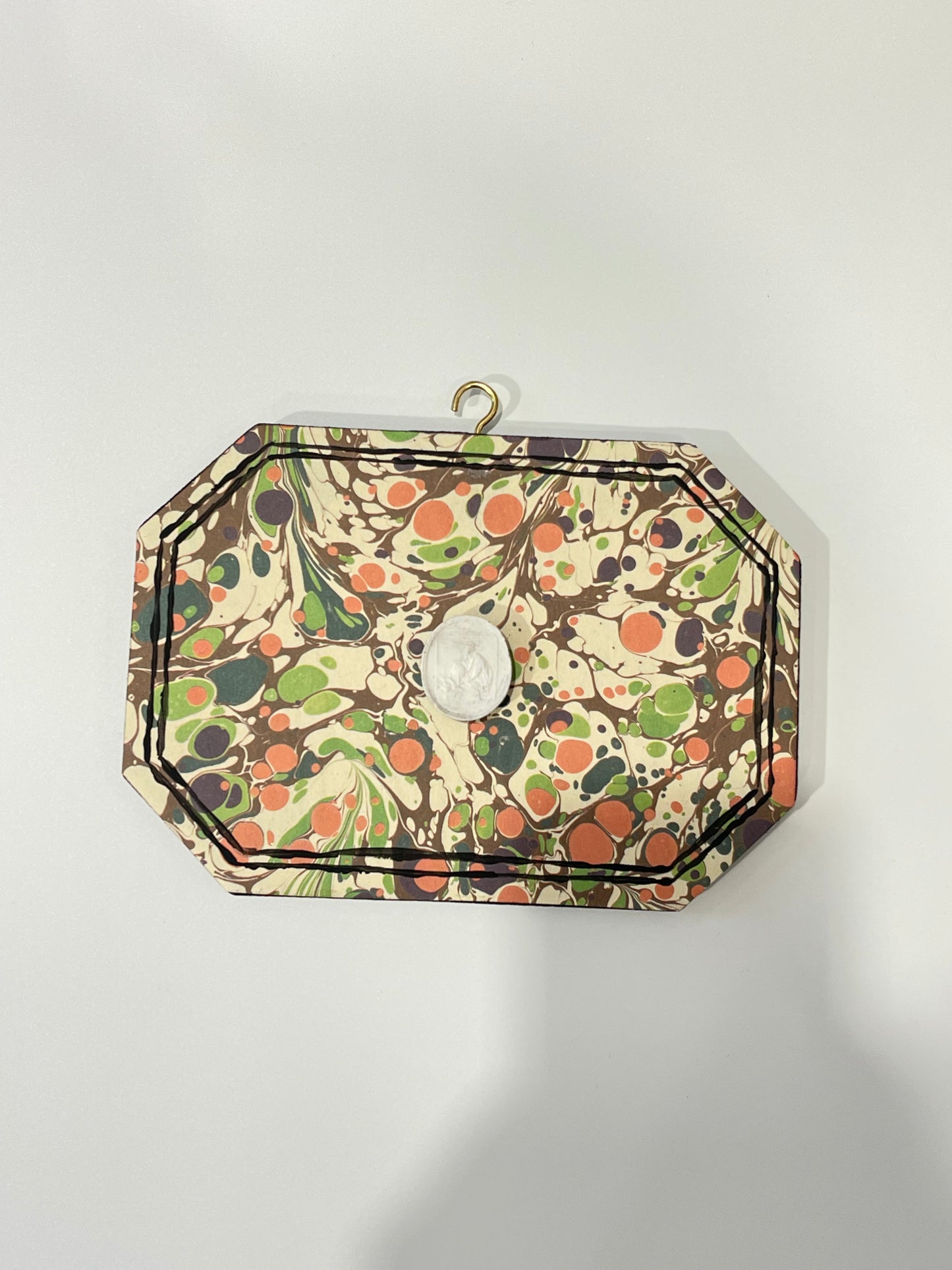 Octagonal - Horizontal Intaglio