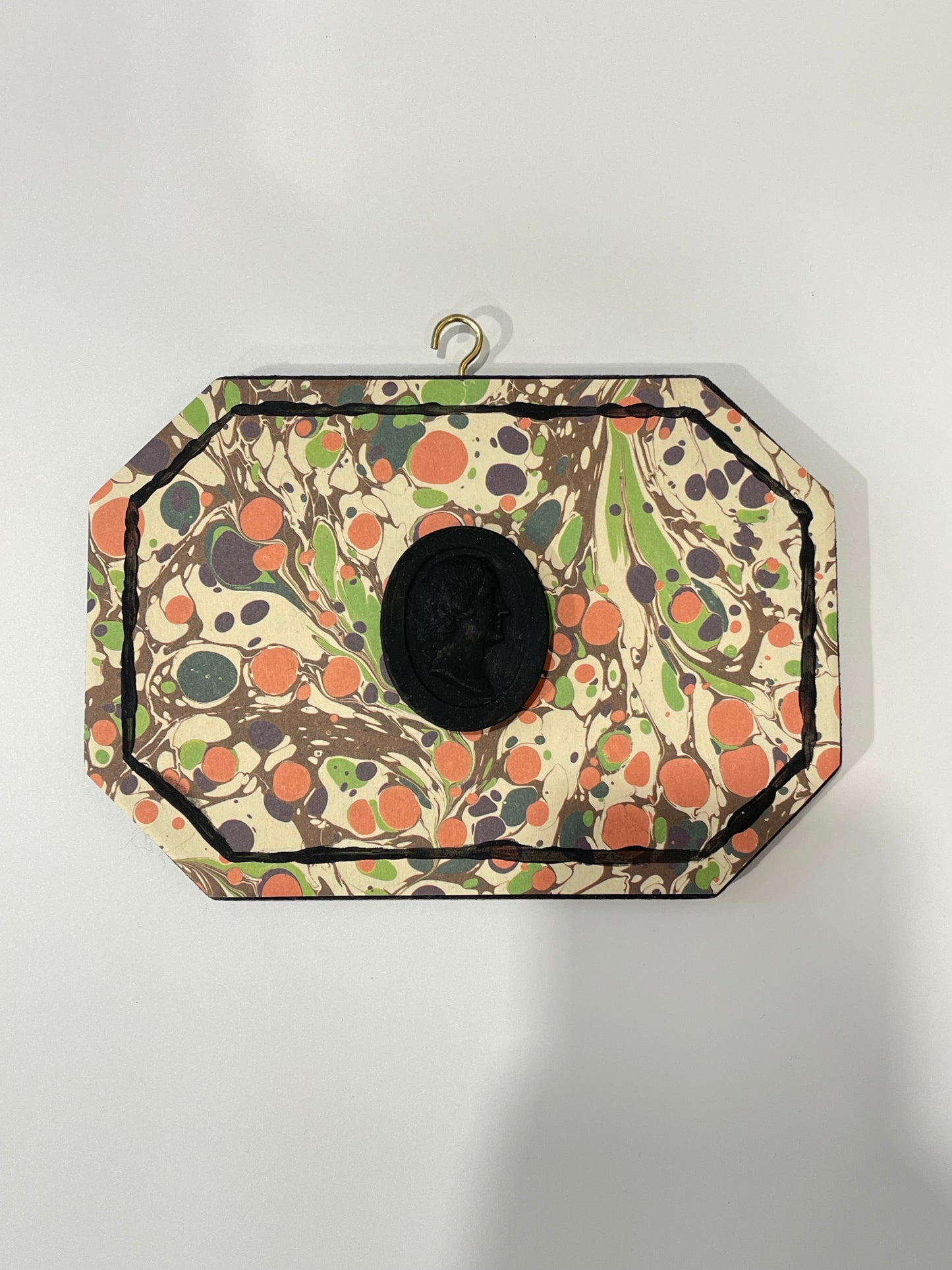 Octagonal - Horizontal Intaglio