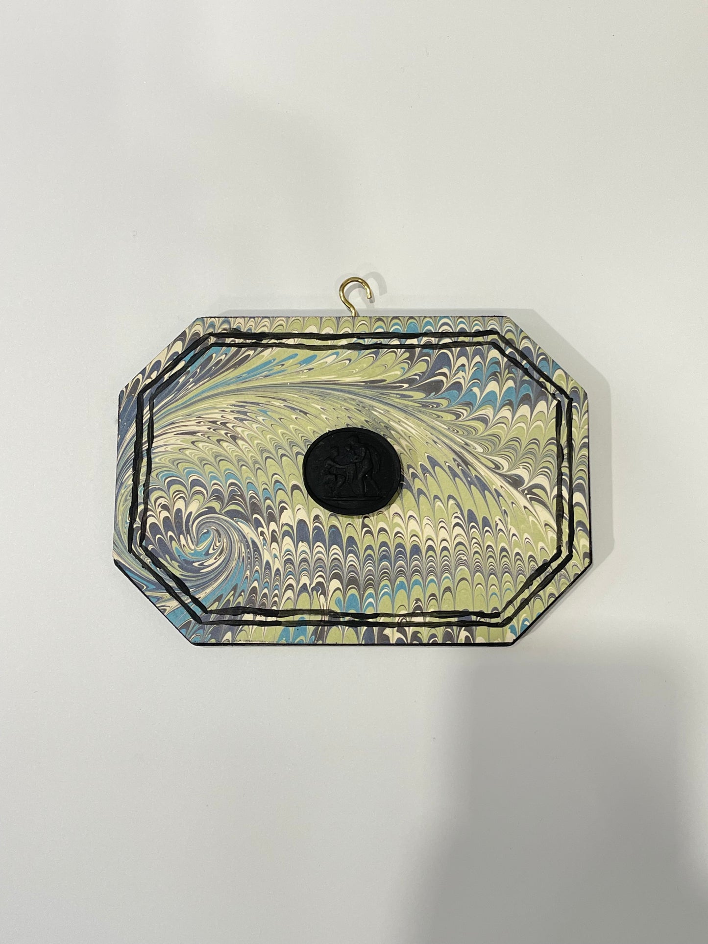 Octagonal - Horizontal Intaglio