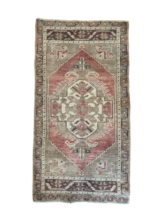 23” x 43” Yastik