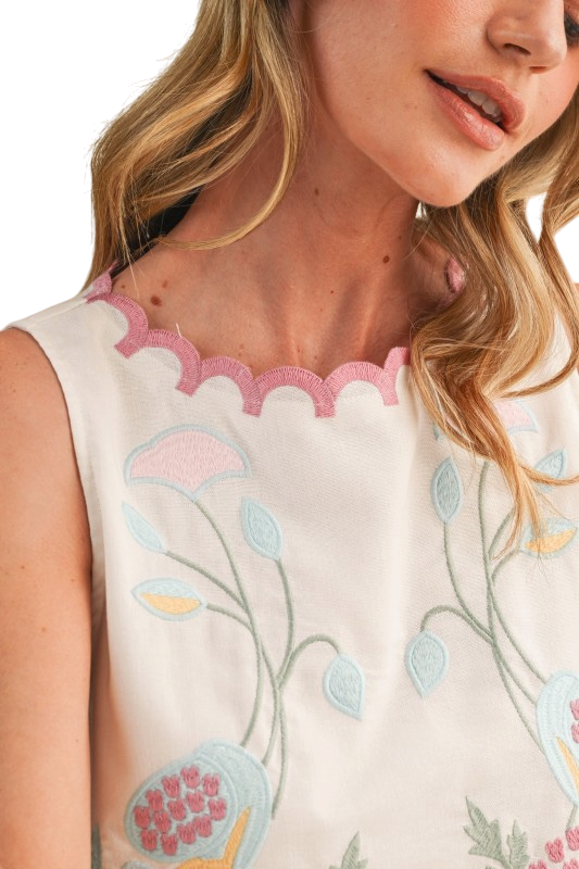 Floral Embroidery Scalloped Tank - Off White