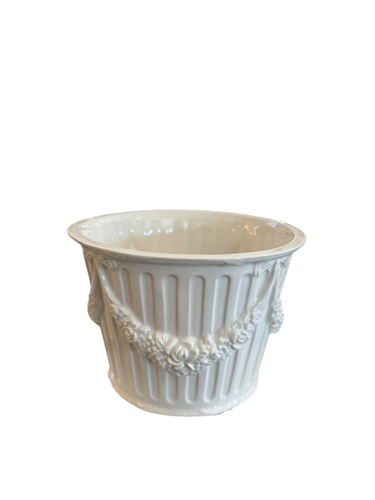 Garland Cream Cachepot