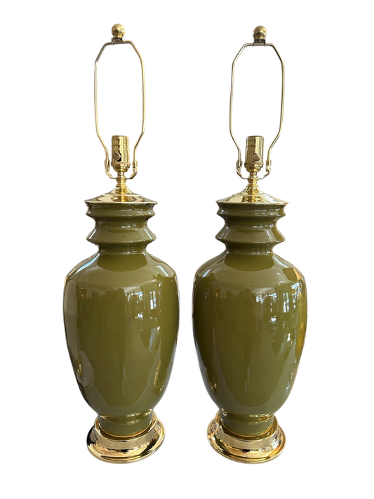 Marathon Lamp in Glossy Solid