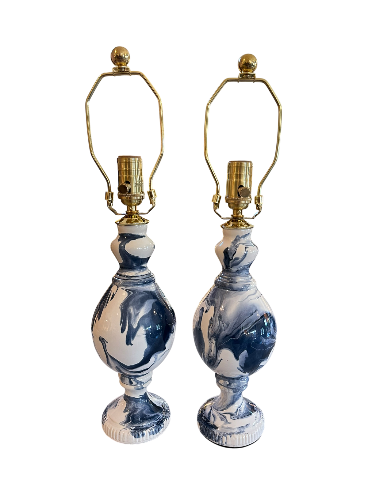 Bishop Lamp in Blue & White Geode