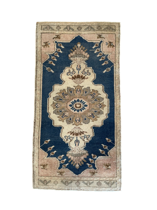 21” x 41” Yastik