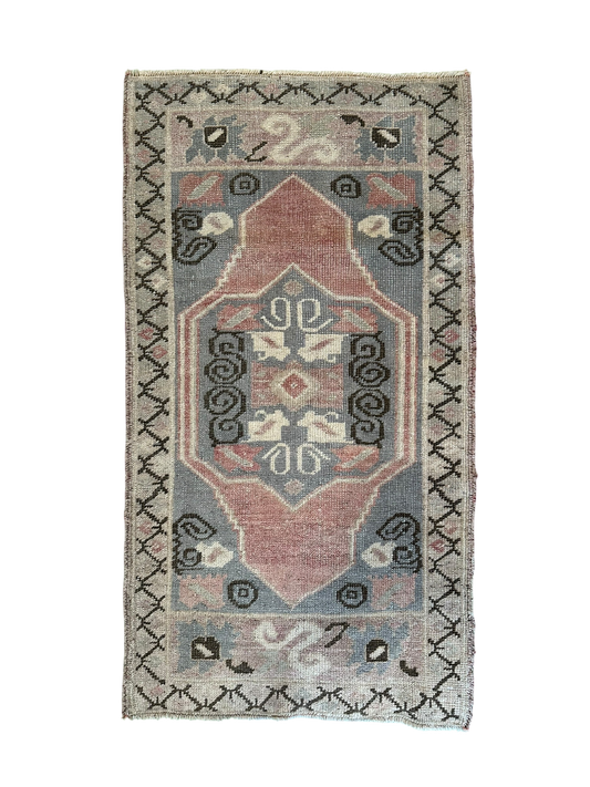 22” x 40” Yastik