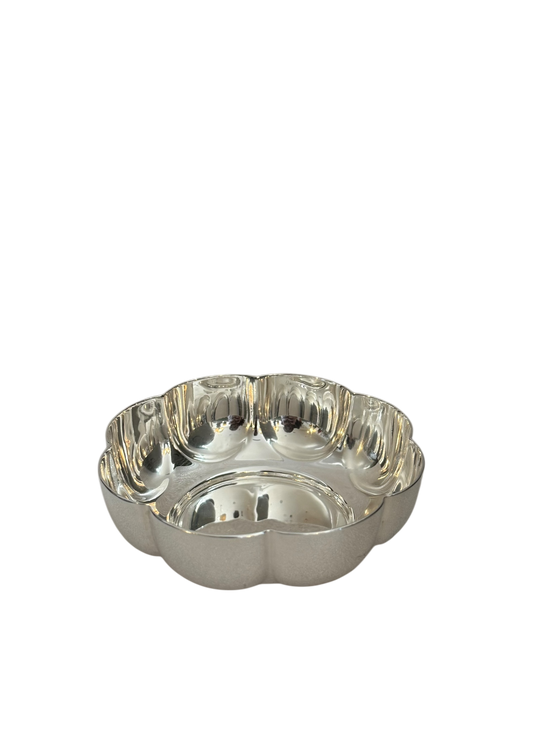 Vintage 4.25” Scalloped Bowl