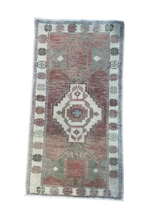21” x 41” Yastik