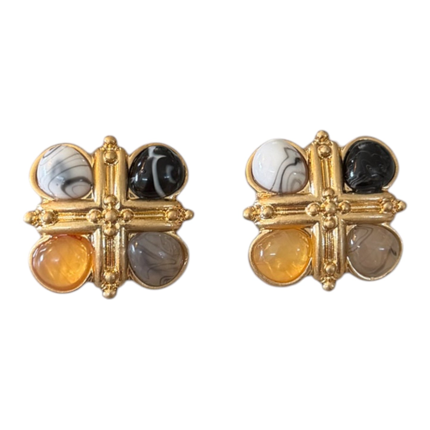Gemstone Clover Stud
