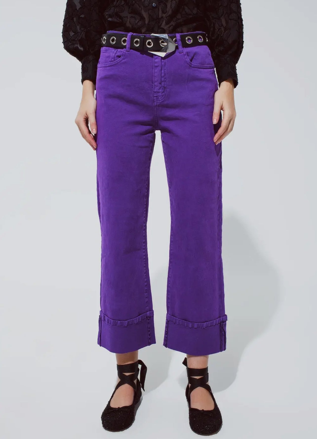 Cropped Hem Jeans in Purple